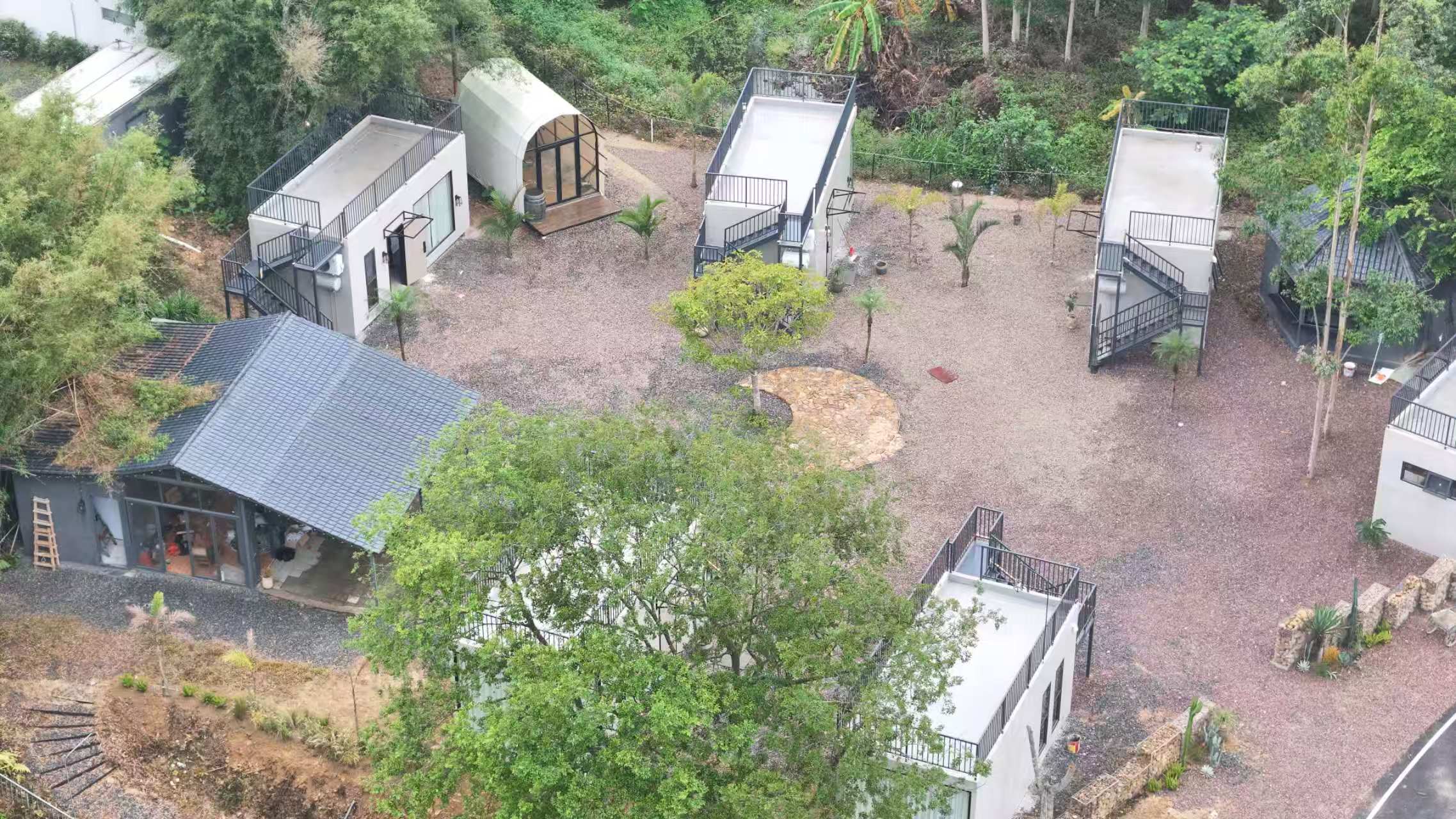 从工厂到场景，只差一次吊装，让 “建空间